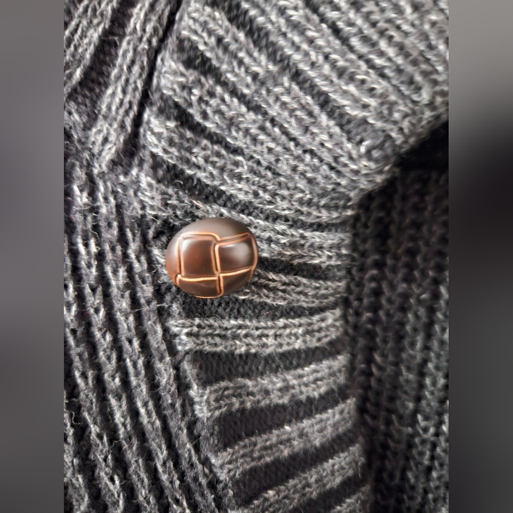 Gray Ribbed Button-Up Sweater - Picture 4 of 5